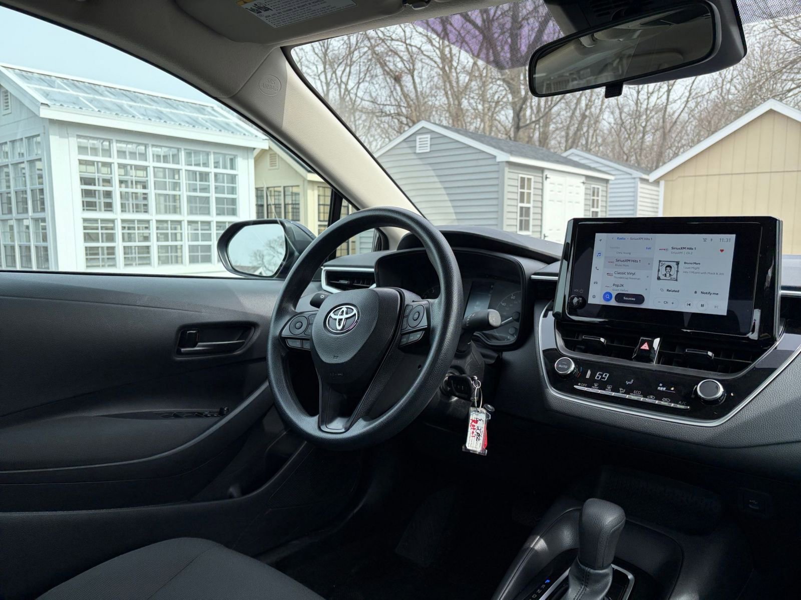 Thumbnail: 2025 Toyota Corolla - 32