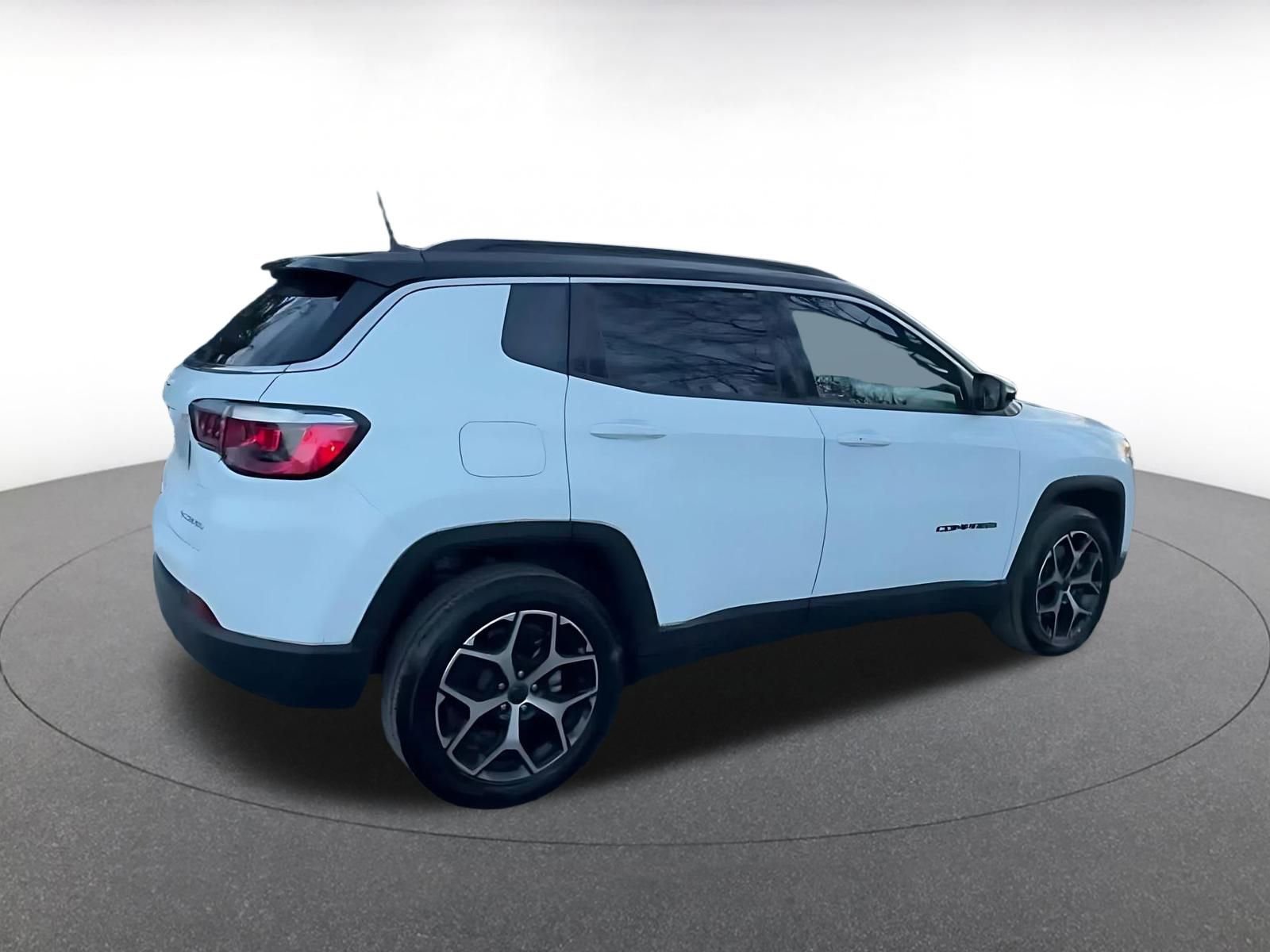 Thumbnail: 2025 Jeep Compass - 15