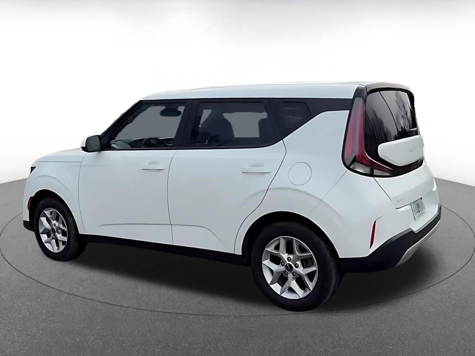 Thumbnail: 2025 Kia Soul - 10