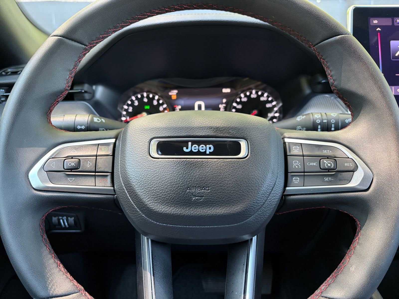 Thumbnail: 2025 Jeep Compass - 27
