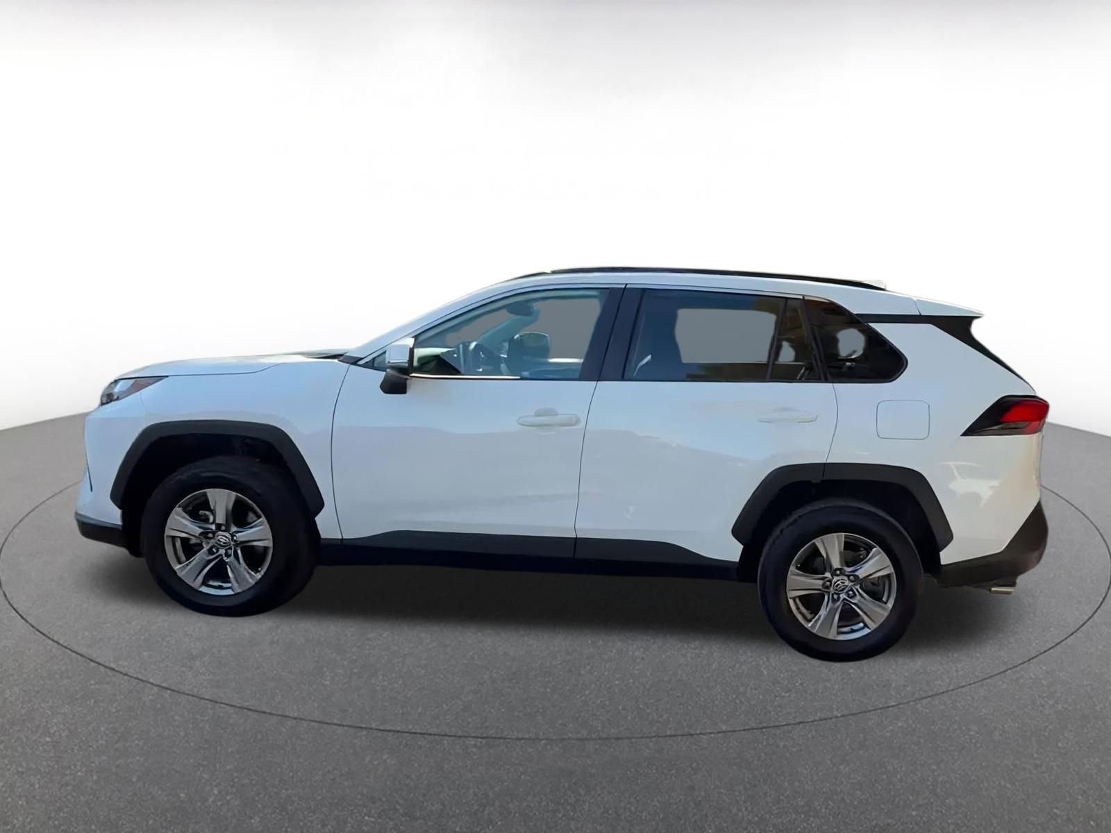 Thumbnail: 2025 Toyota RAV4 - 9