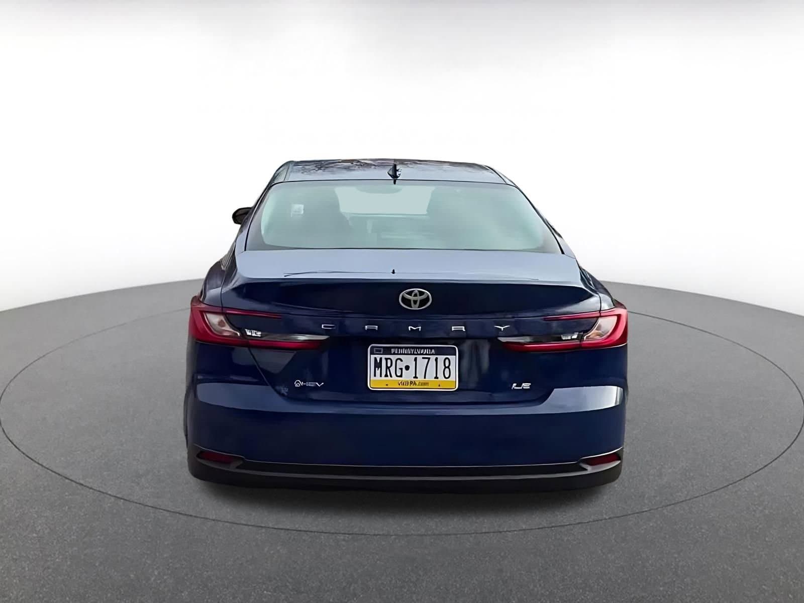 Thumbnail: 2025 Toyota Camry - 12