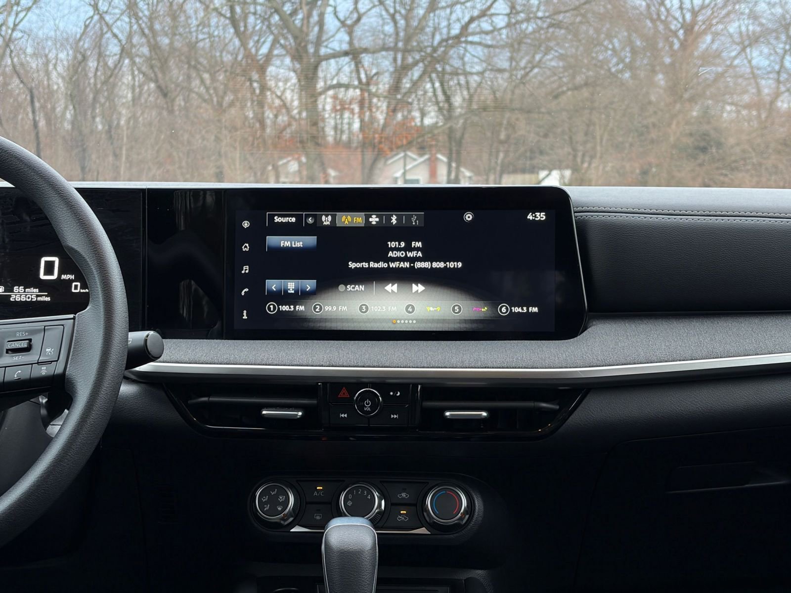 Thumbnail: 2025 Nissan Kicks - 17