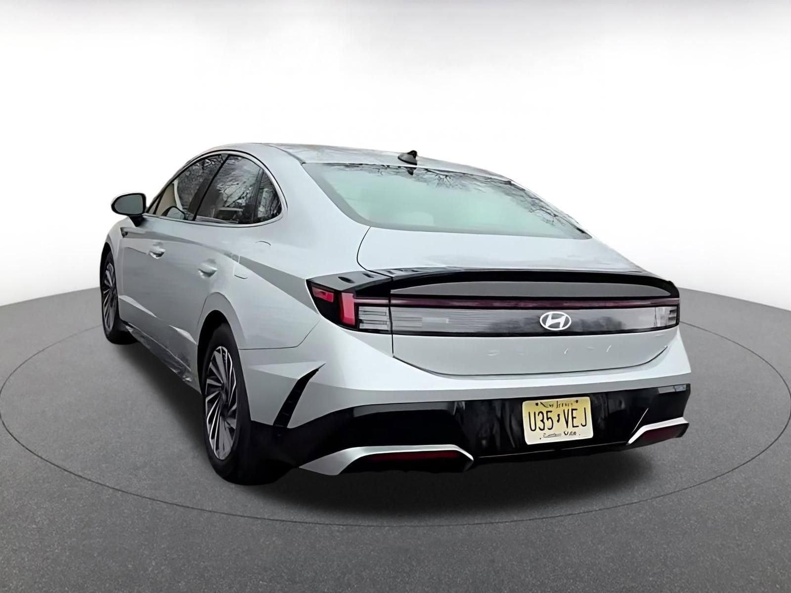 Thumbnail: 2025 Hyundai Sonata - 4