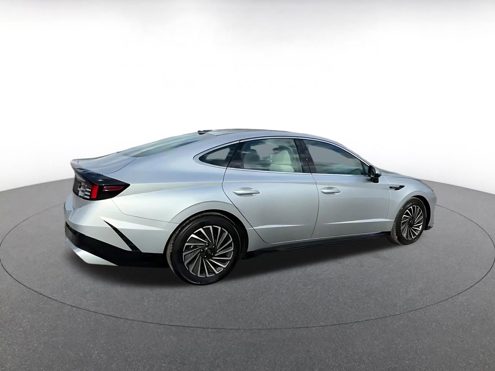 Thumbnail: 2025 Hyundai Sonata - 15