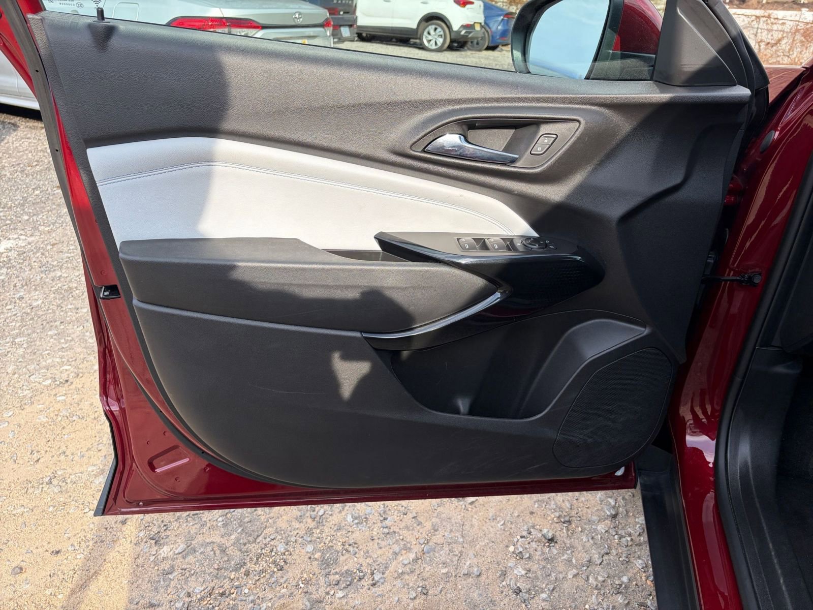 Thumbnail: 2025 Chevrolet Trax - 18