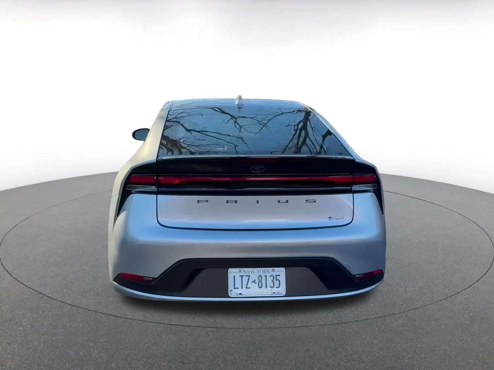 Thumbnail: 2025 Toyota Prius - 12