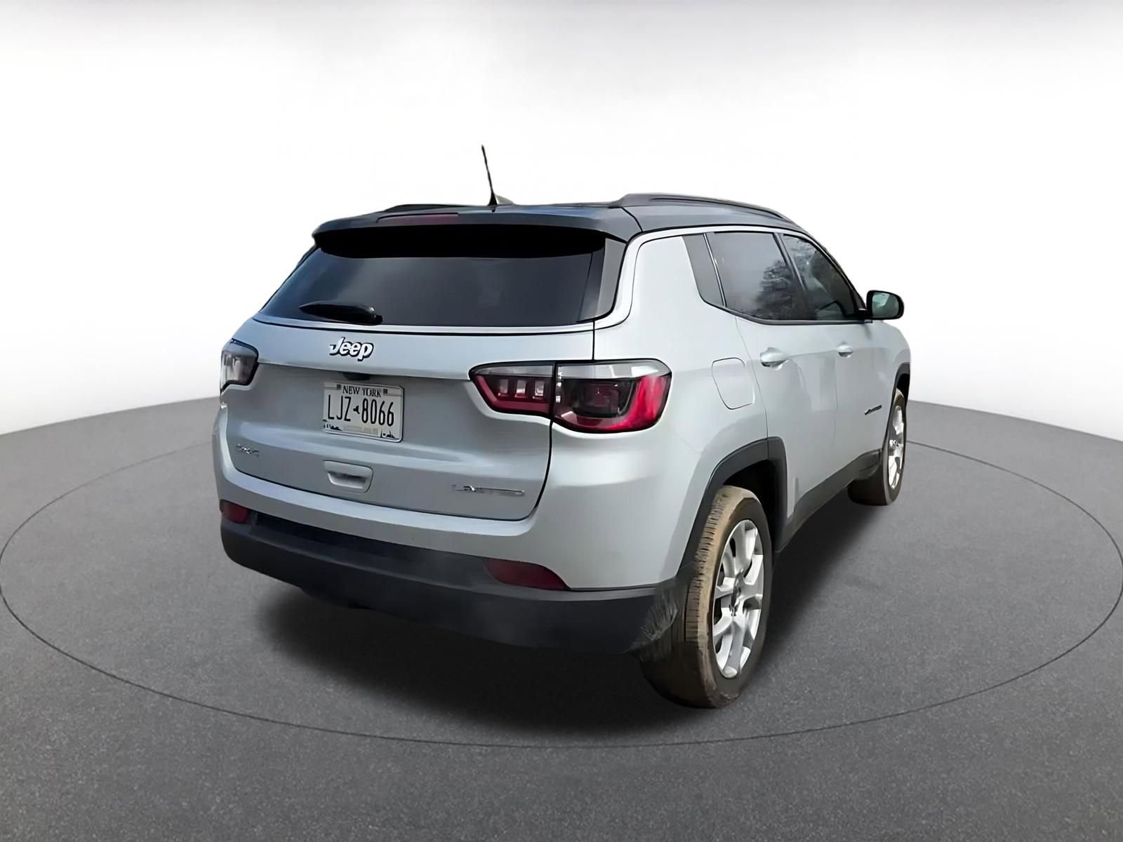 Thumbnail: 2025 Jeep Compass - 14