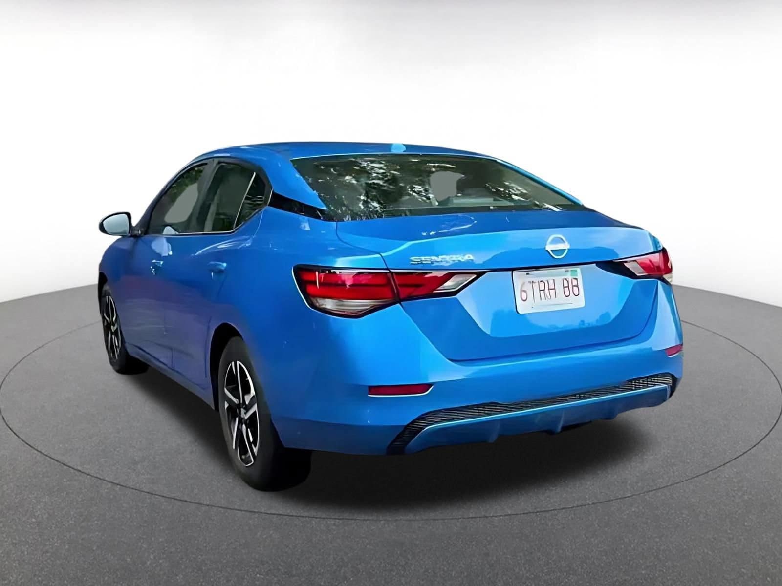 Thumbnail: 2025 Nissan Sentra - 9