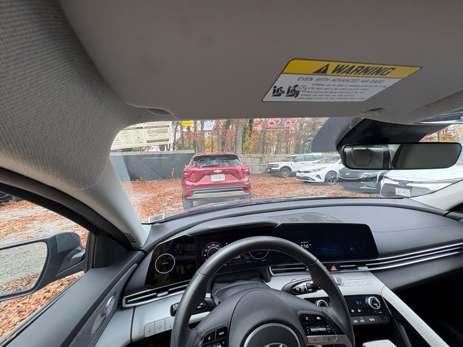 Thumbnail: 2025 Hyundai Elantra - 30