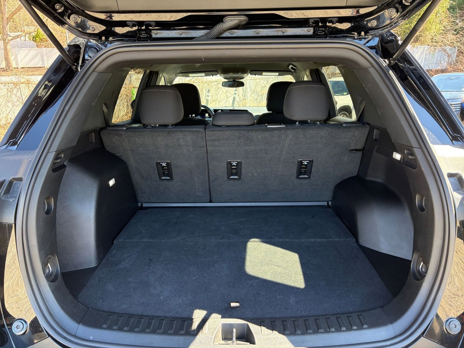 Thumbnail: 2025 Chevrolet Equinox - 30