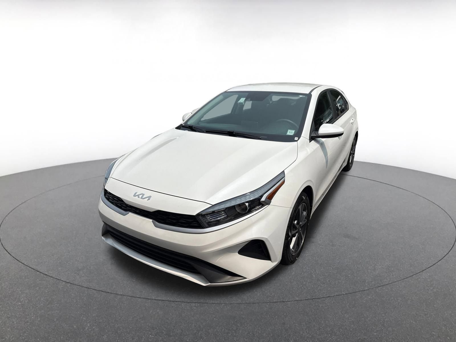 2023 Kia Forte LXS 5