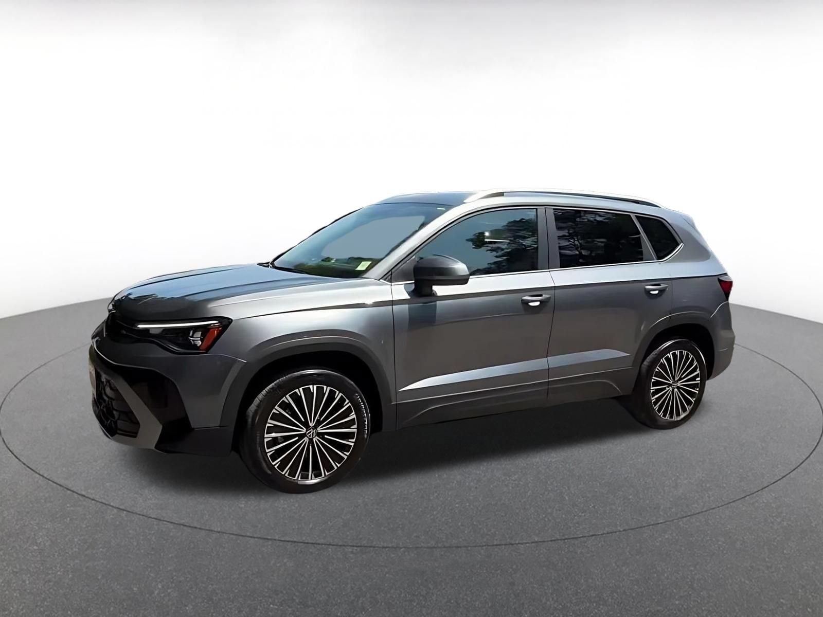 Thumbnail: 2026 Volkswagen Taos - 8