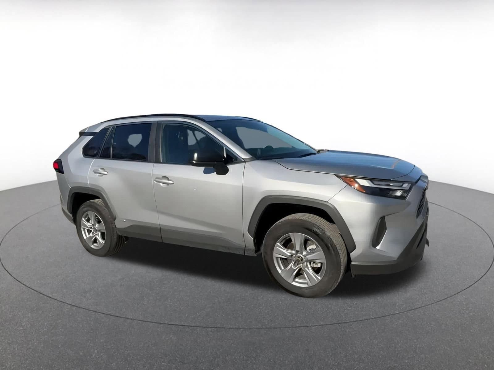 Thumbnail: 2025 Toyota RAV4 - 2
