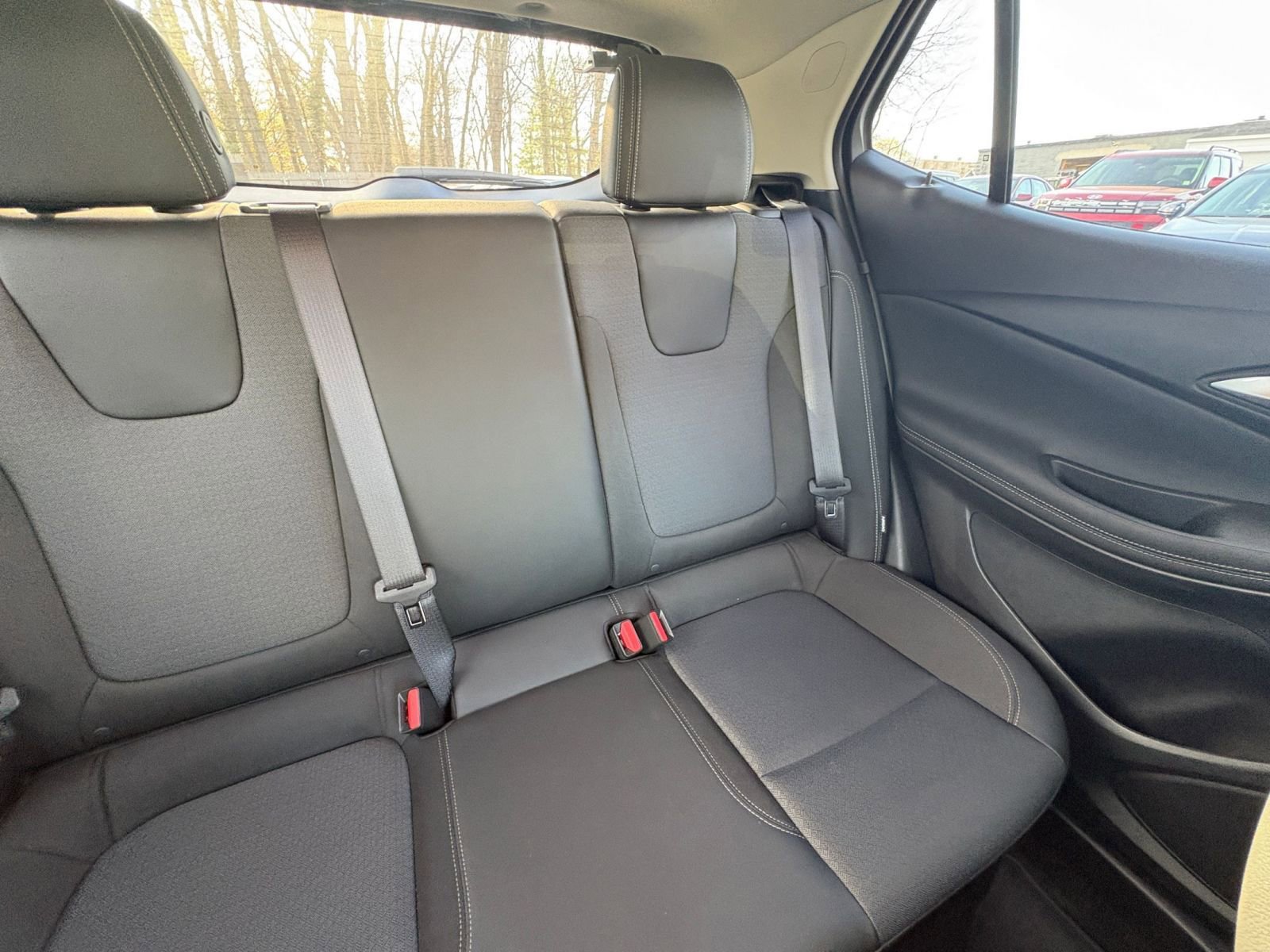 Thumbnail: 2025 Buick Encore GX - 35