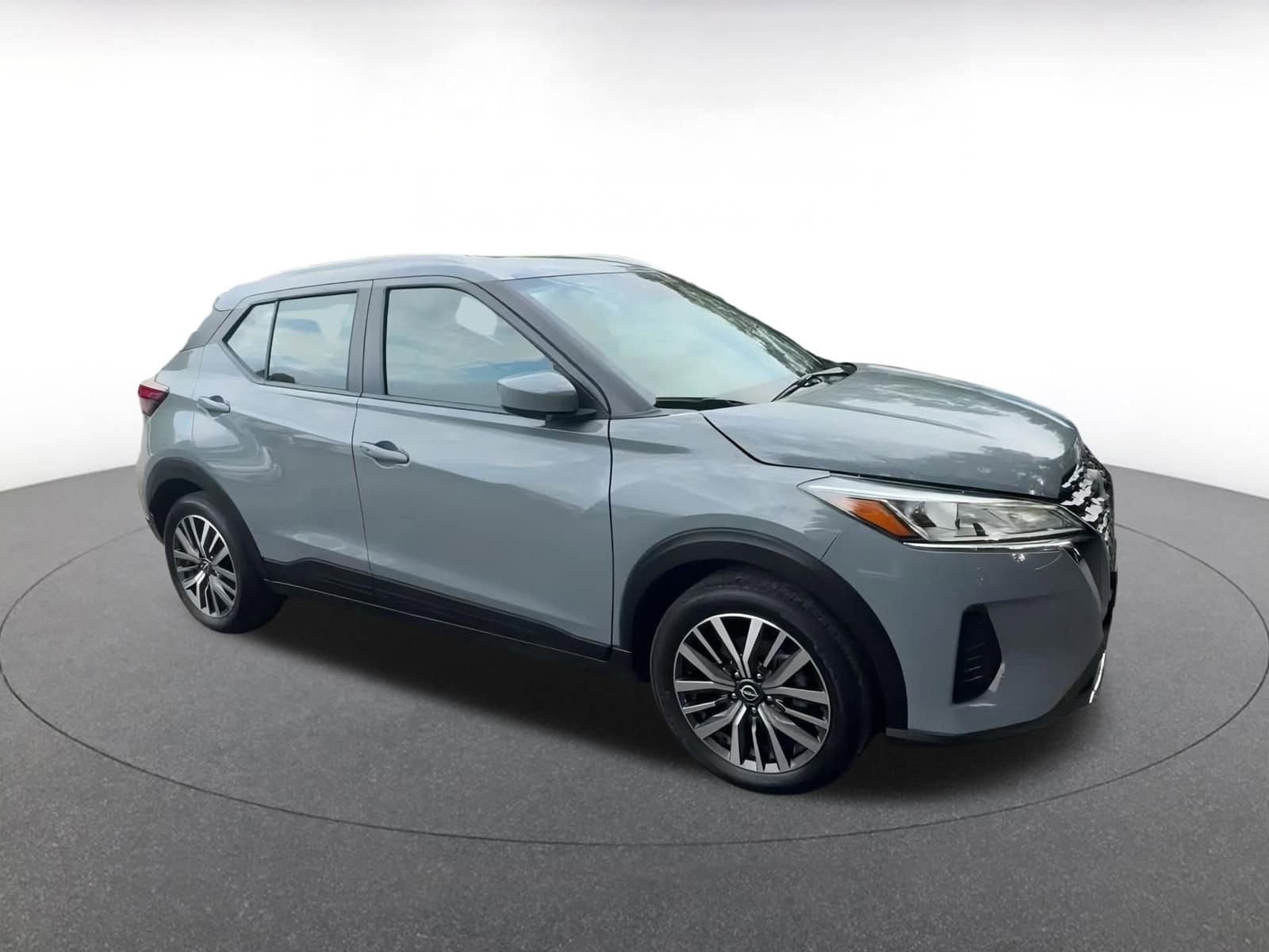 Thumbnail: 2024 Nissan Kicks - 2