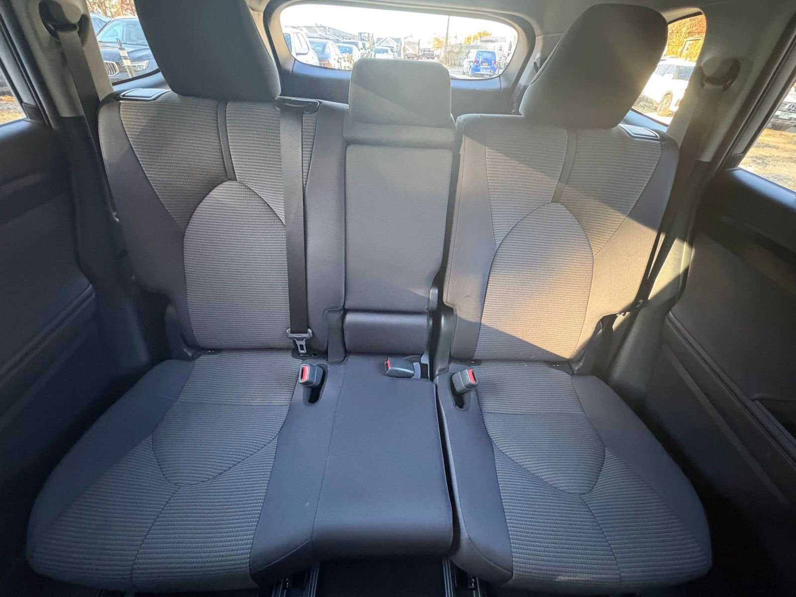 Thumbnail: 2025 Toyota Highlander - 34