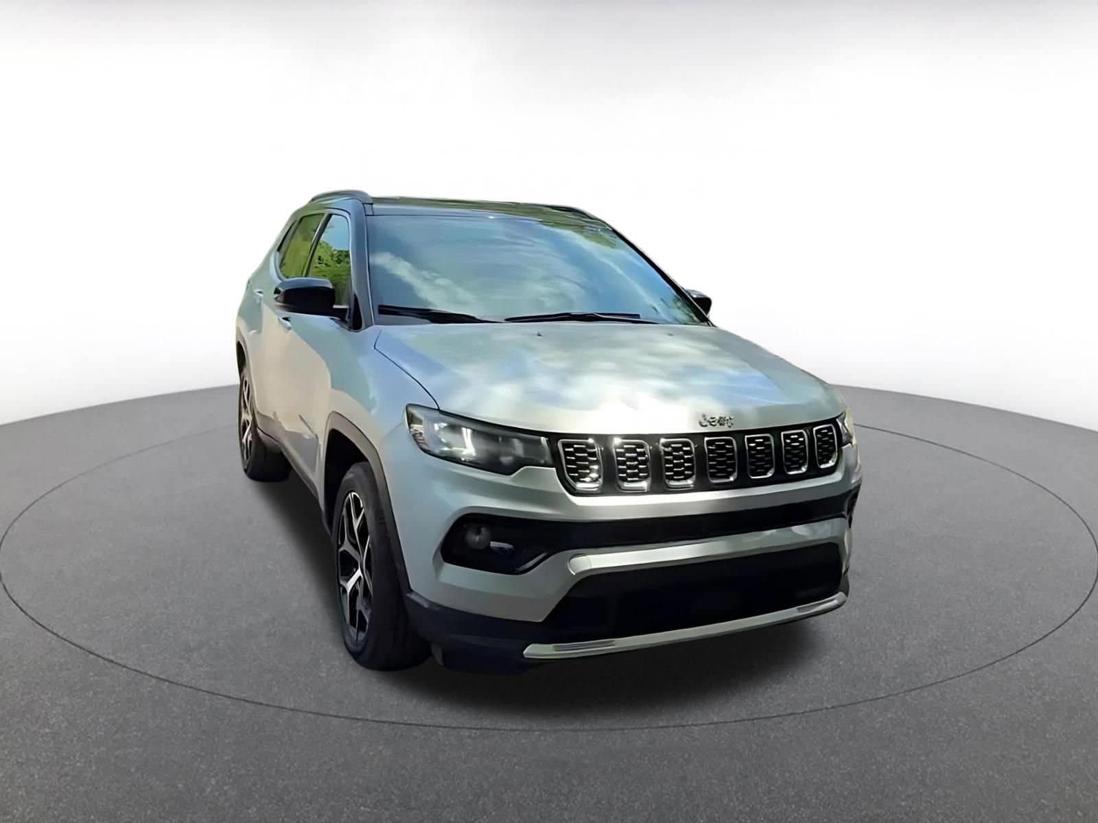 Thumbnail: 2025 Jeep Compass - 3