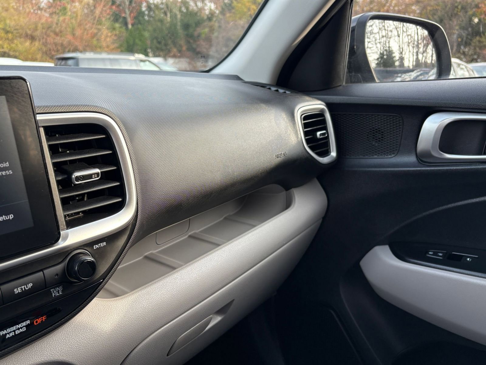 Thumbnail: 2025 Hyundai Venue - 33