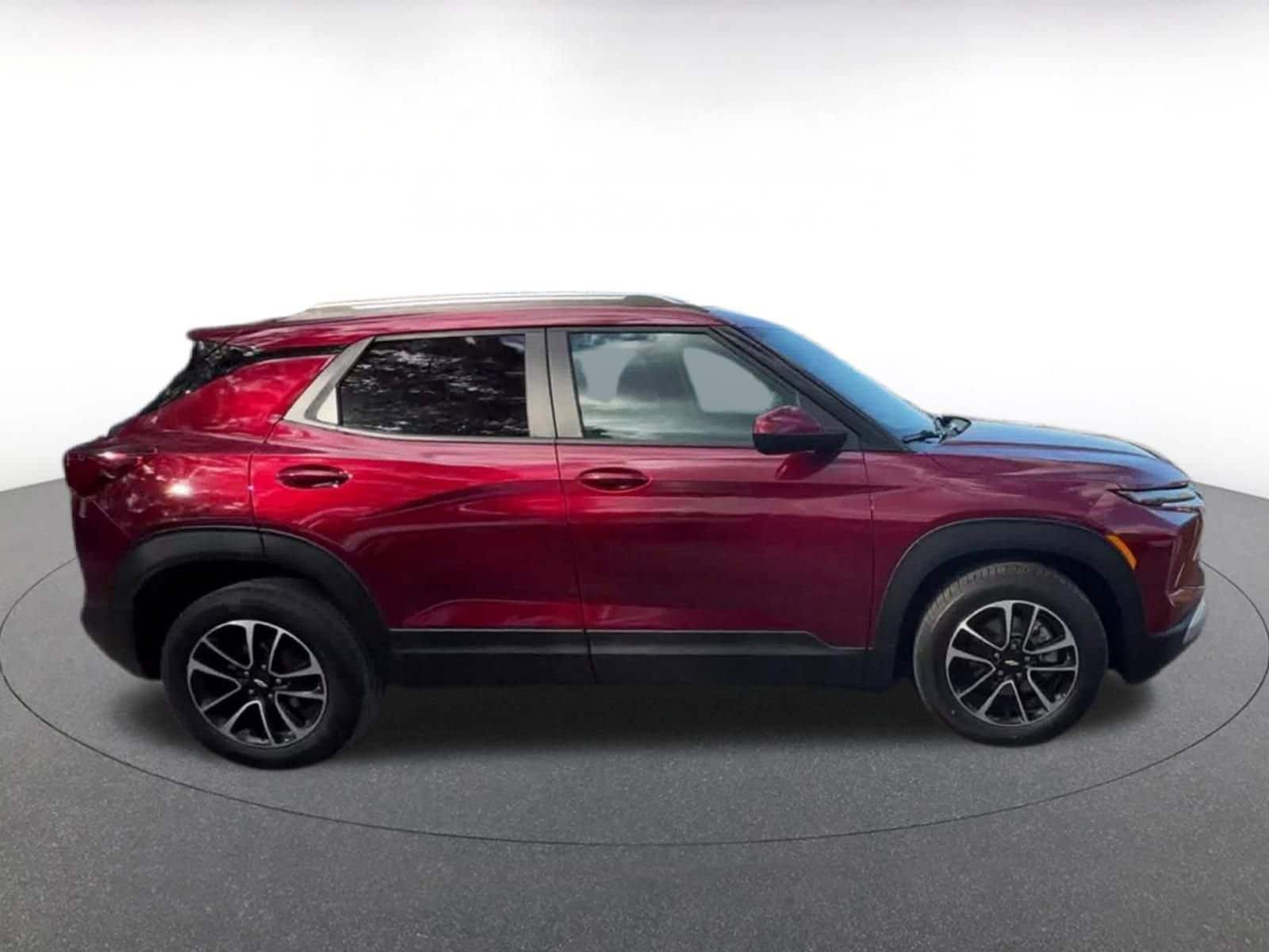 Thumbnail: 2025 Chevrolet TrailBlazer - 16