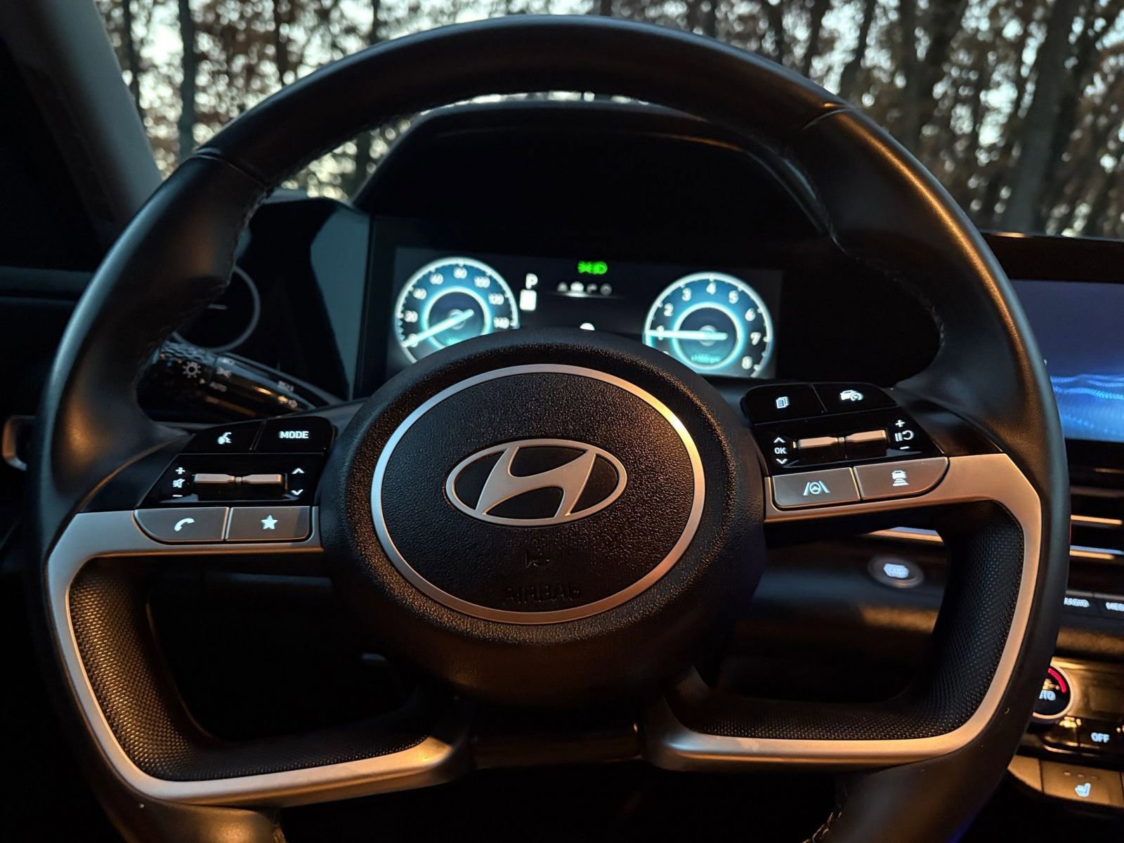 Thumbnail: 2025 Hyundai Elantra - 23