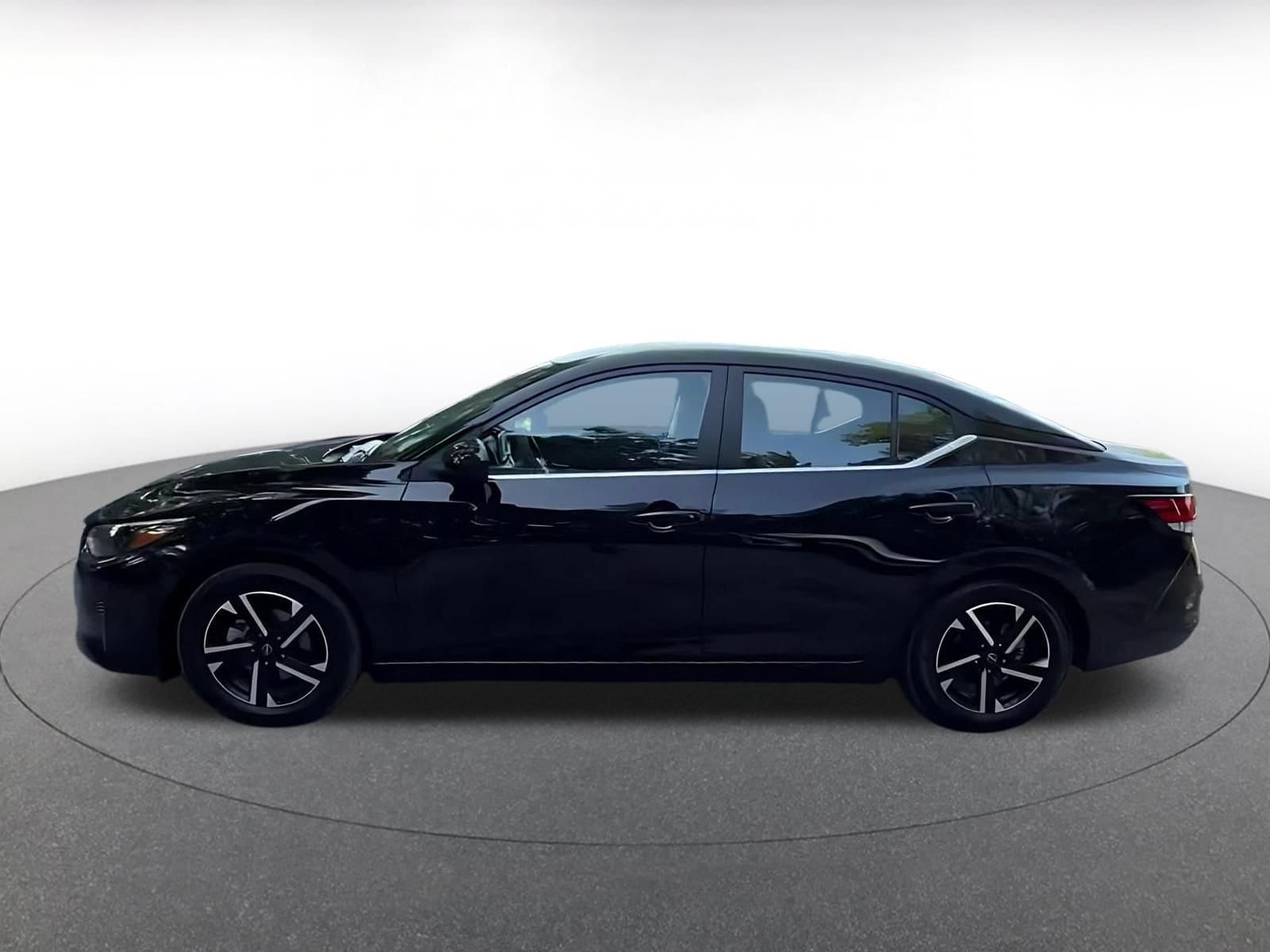Thumbnail: 2025 Nissan Sentra - 10