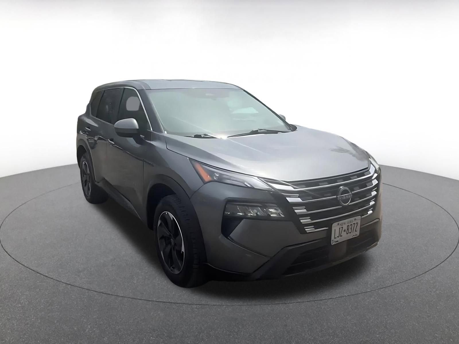 Thumbnail: 2025 Nissan Rogue - 3