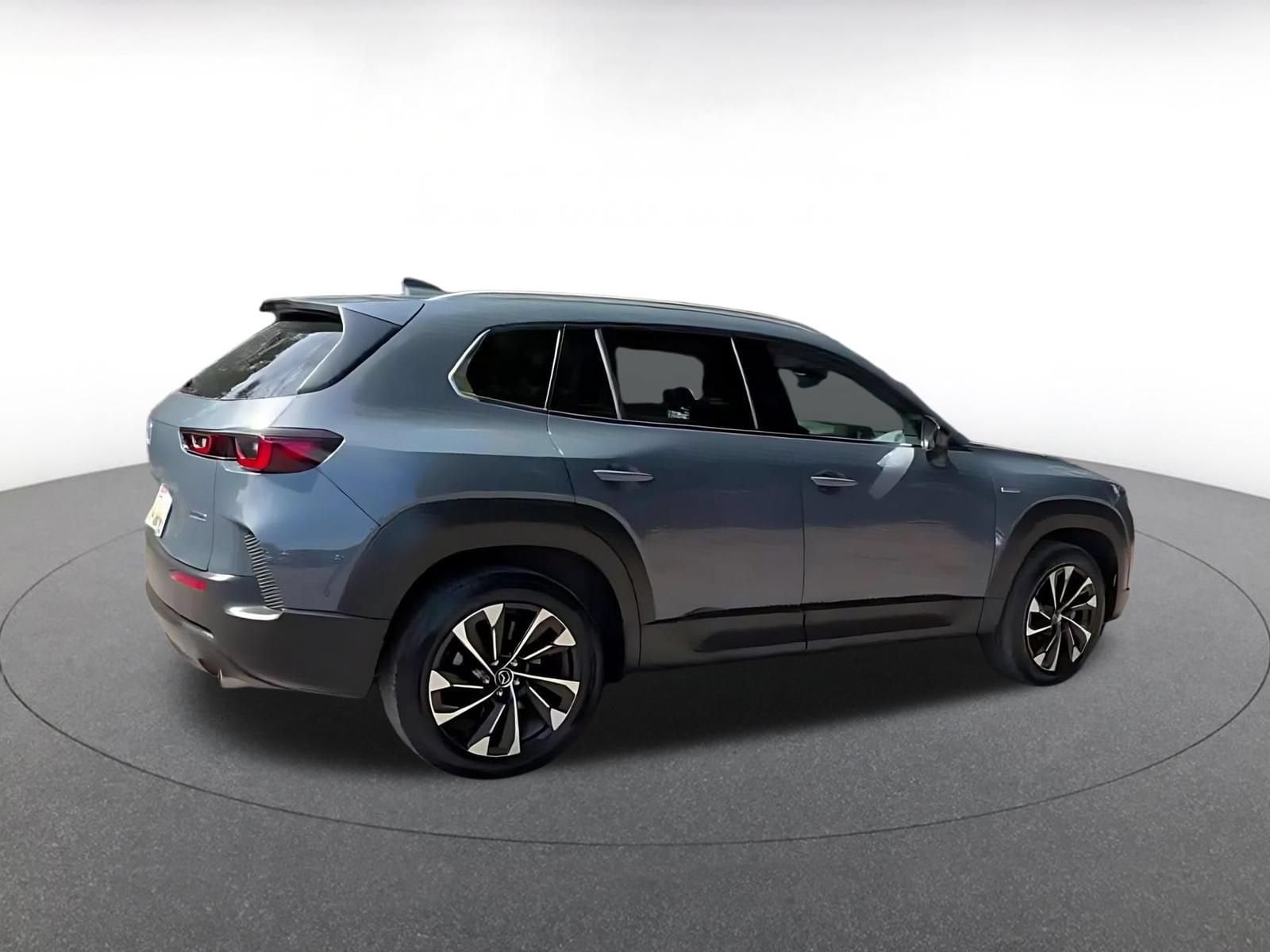 Thumbnail: 2025 Mazda CX-50 - 15