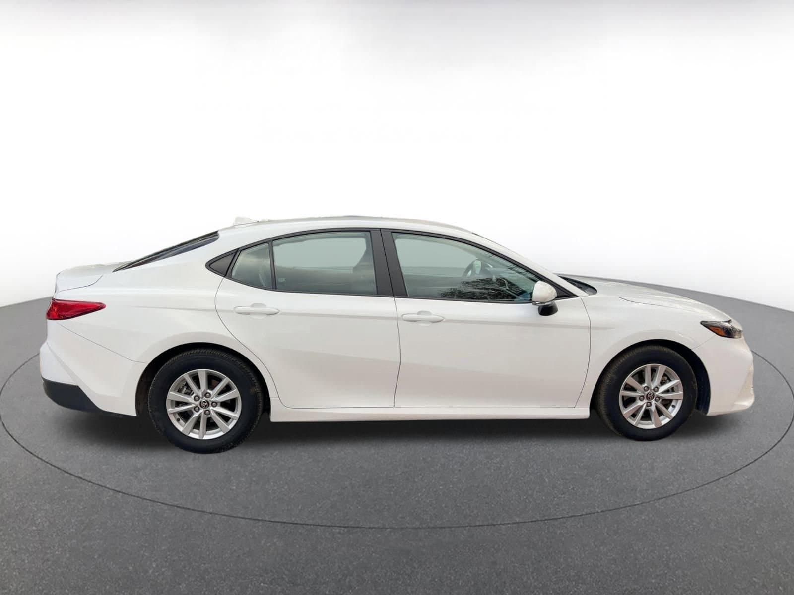 Thumbnail: 2025 Toyota Camry - 11