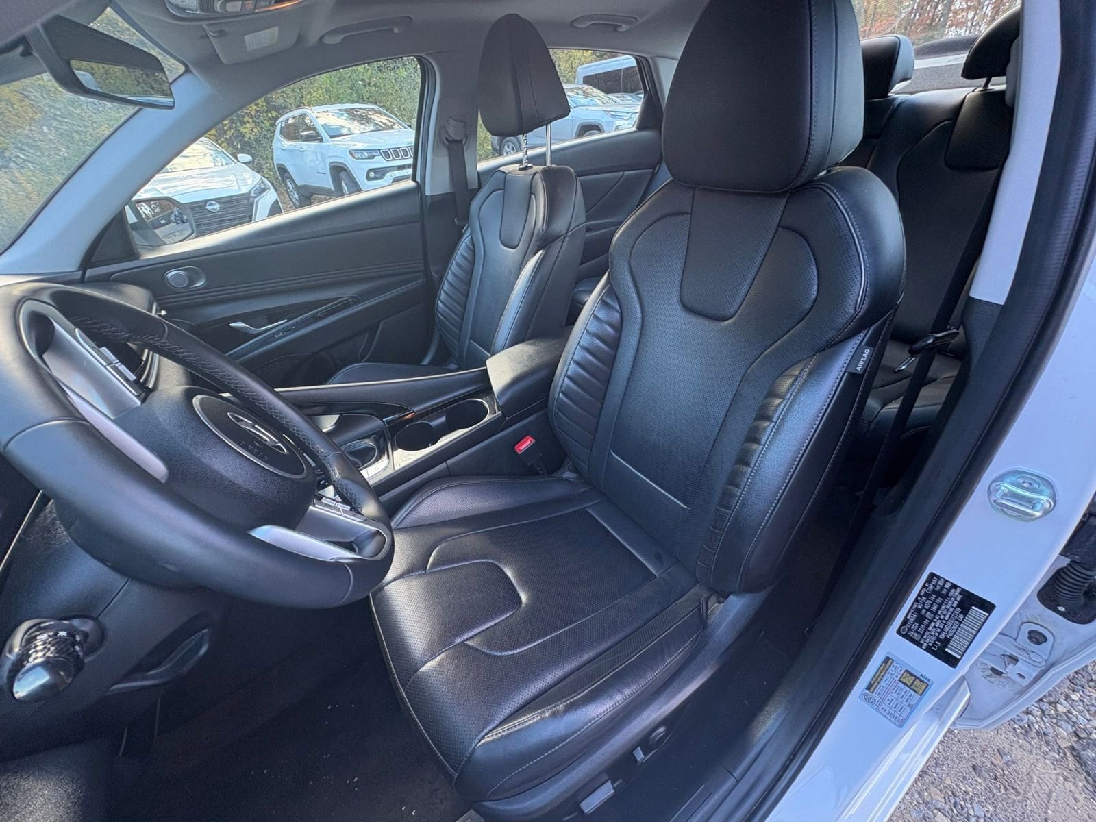 Thumbnail: 2025 Hyundai Elantra - 33