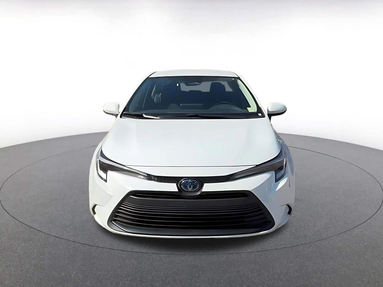 Thumbnail: 2025 Toyota Corolla - 4