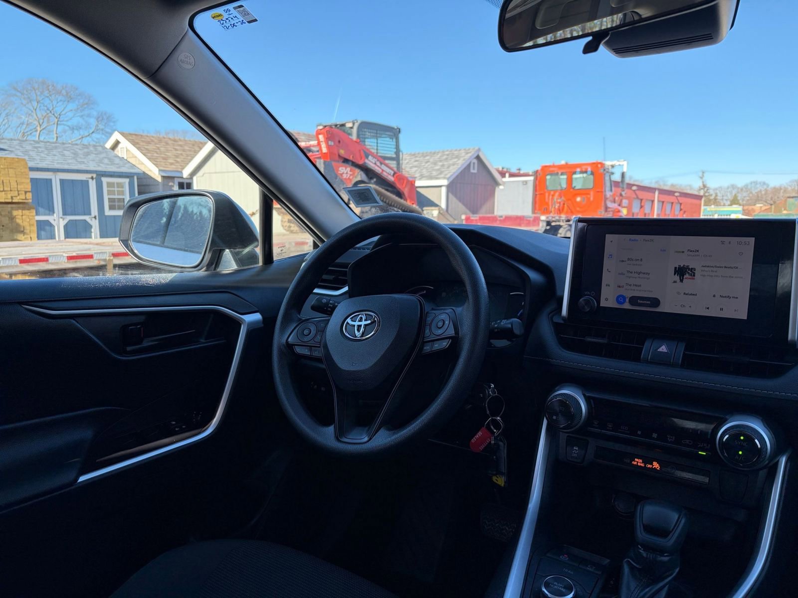 Thumbnail: 2025 Toyota RAV4 - 33