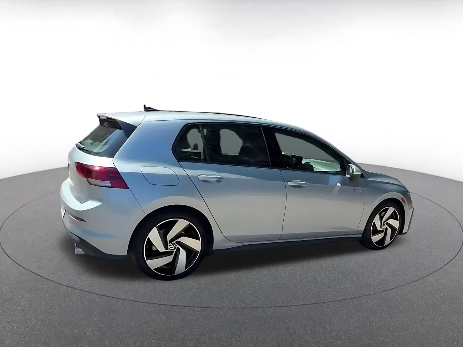 Thumbnail: 2026 Volkswagen Golf - 12