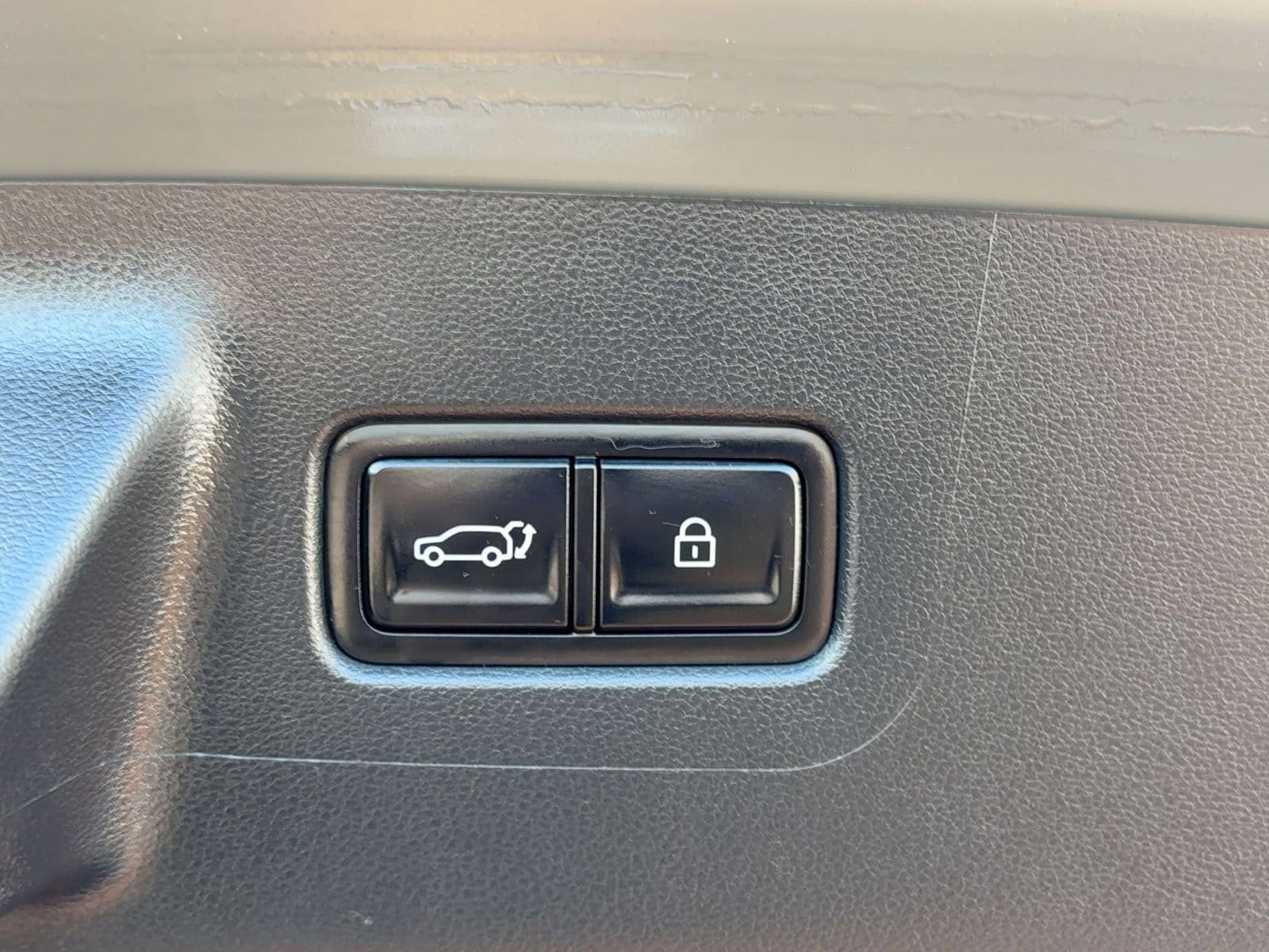 Thumbnail: 2025 Hyundai Santa Fe - 17