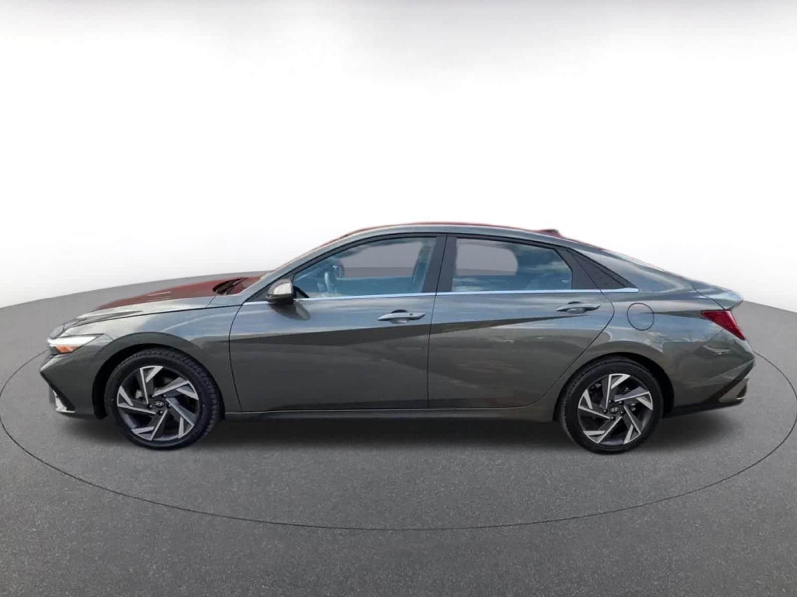 Thumbnail: 2025 Hyundai Elantra - 9