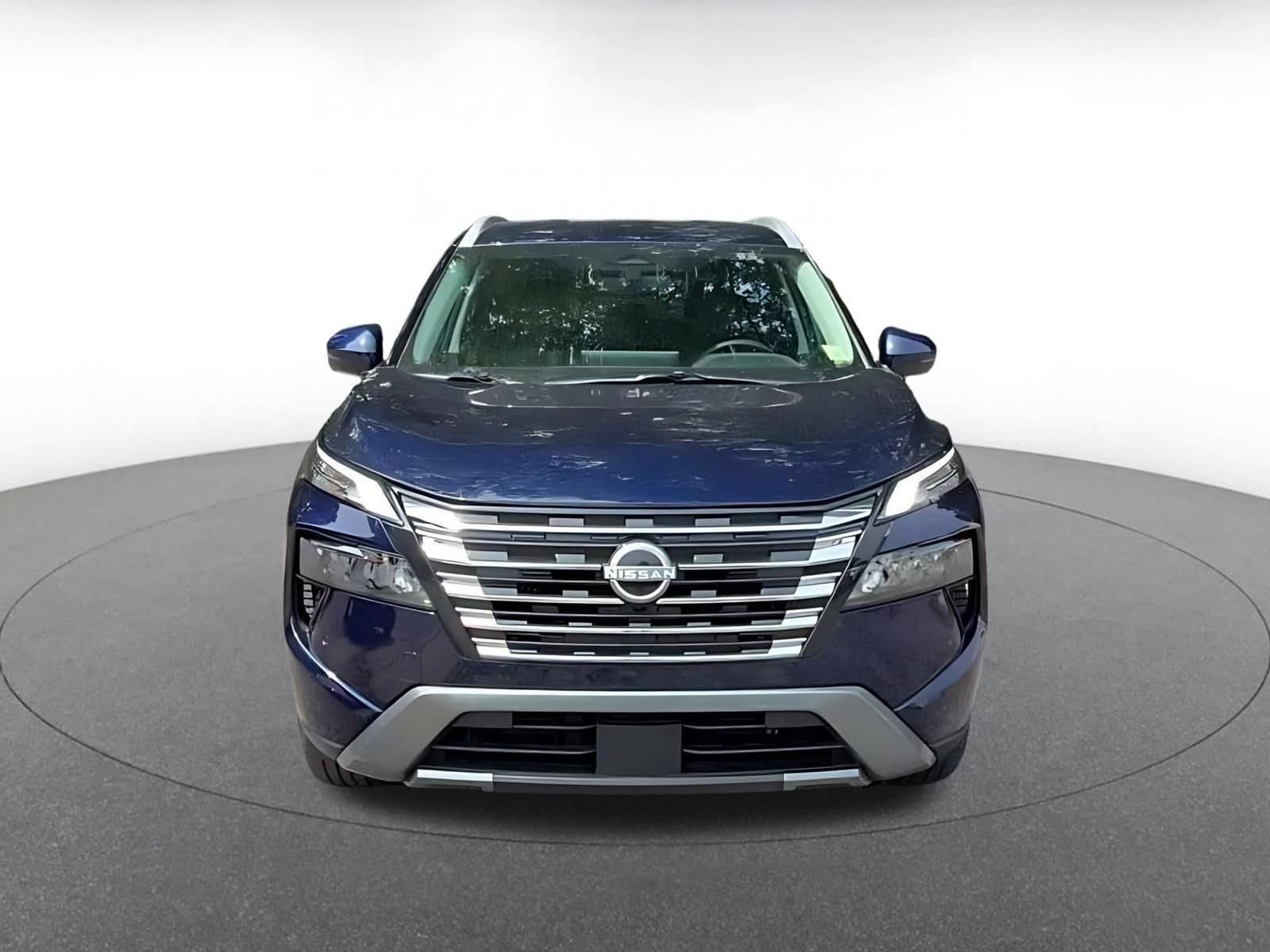 Thumbnail: 2026 Nissan Rogue - 4