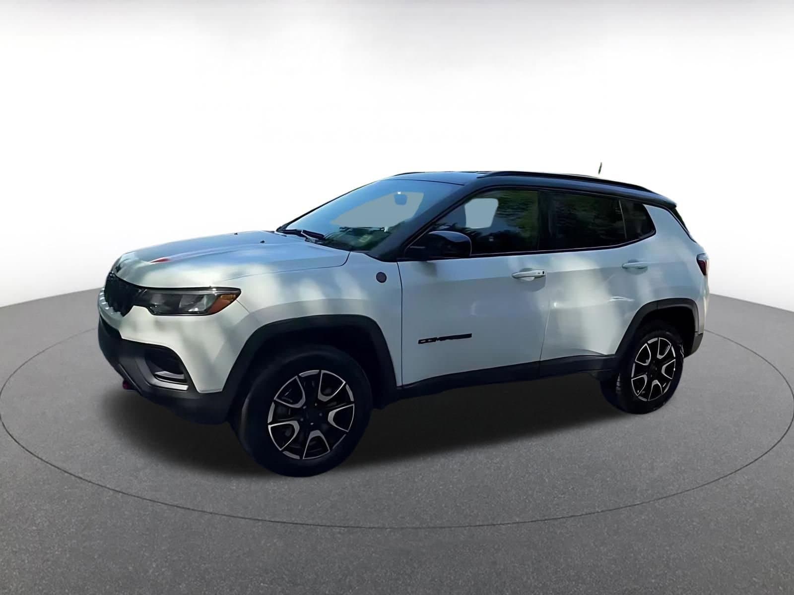 Thumbnail: 2025 Jeep Compass - 8