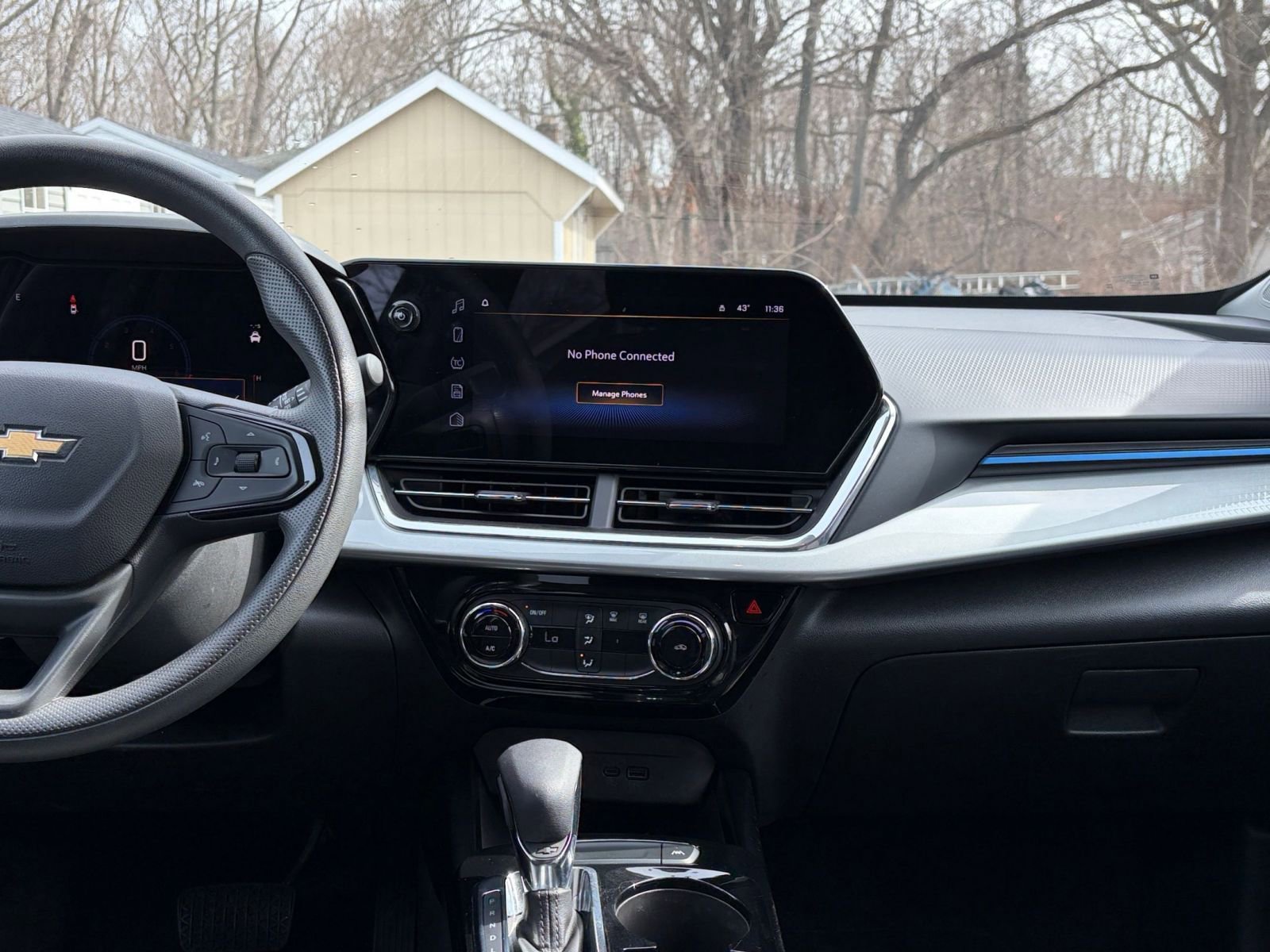 Thumbnail: 2025 Chevrolet Trax - 17