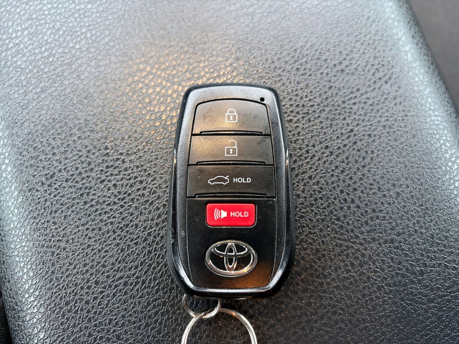 Thumbnail: 2025 Toyota Camry - 21