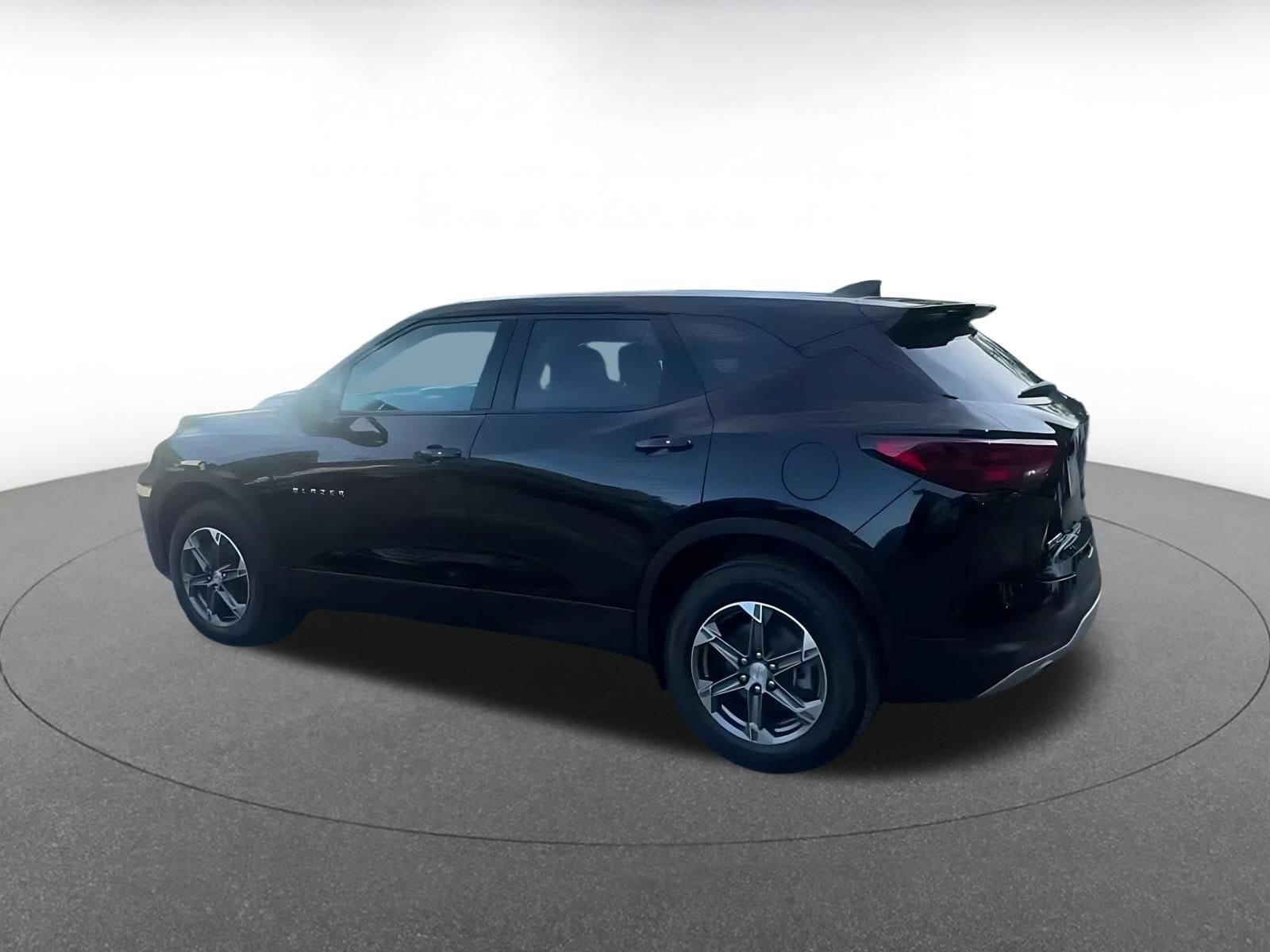 Thumbnail: 2025 Chevrolet Blazer - 9