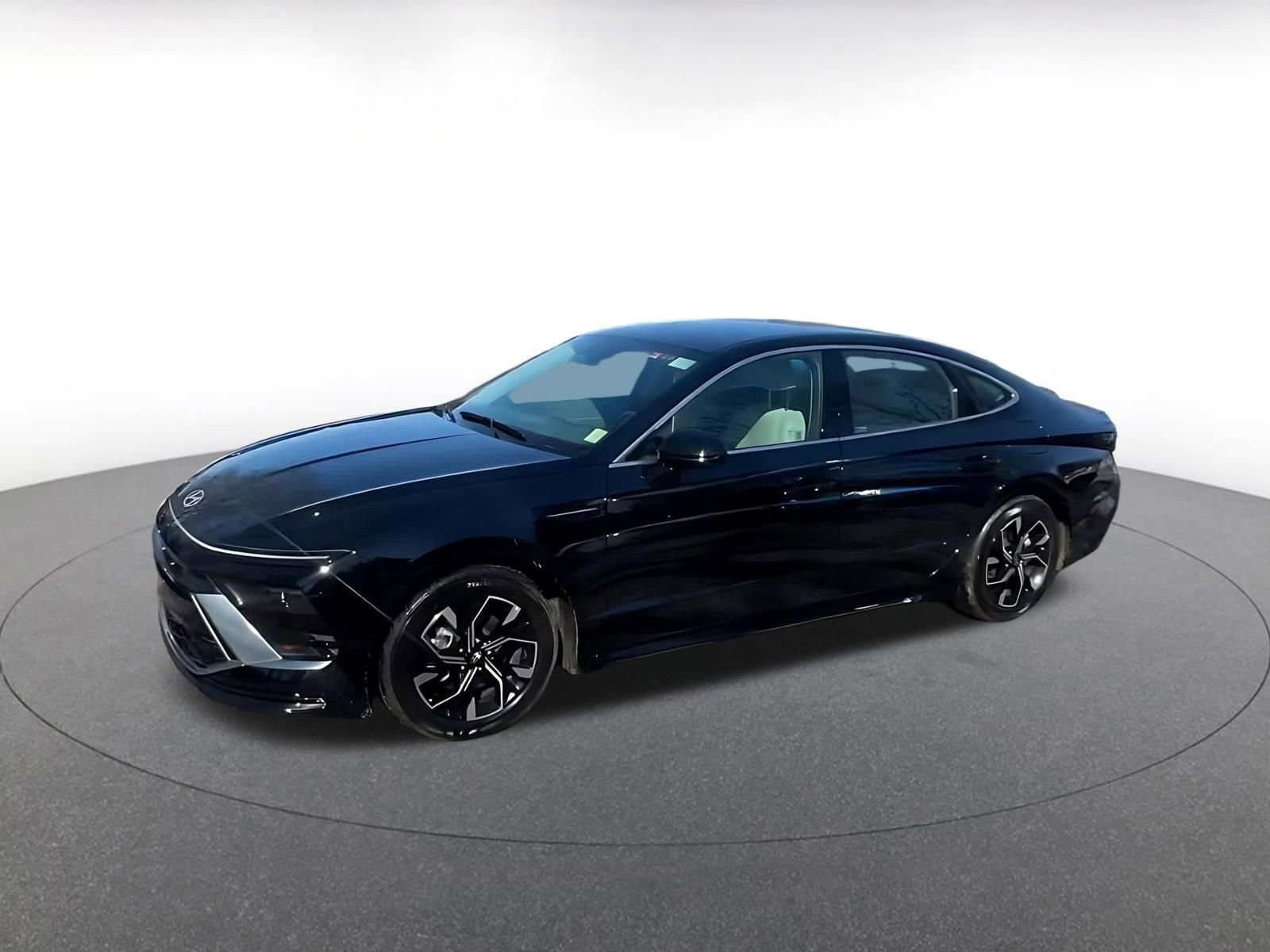 Thumbnail: 2025 Hyundai Sonata - 4