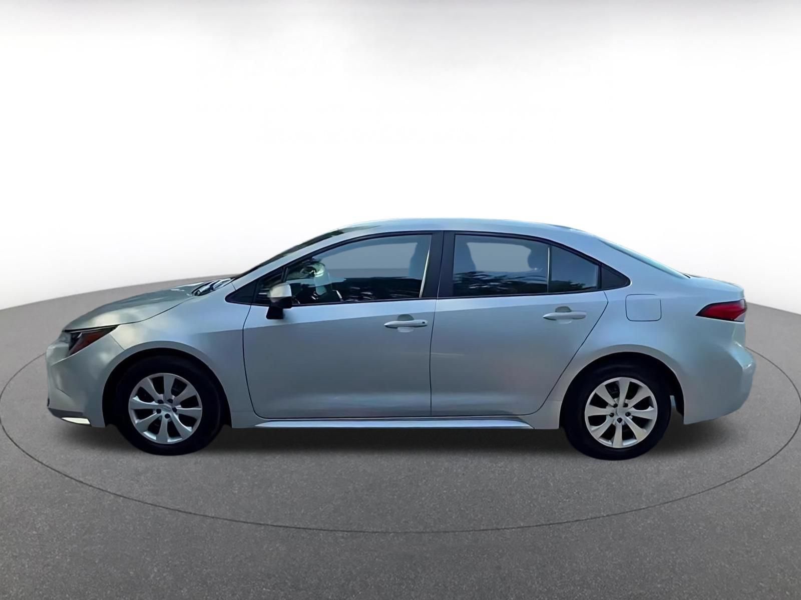 Thumbnail: 2025 Toyota Corolla - 8