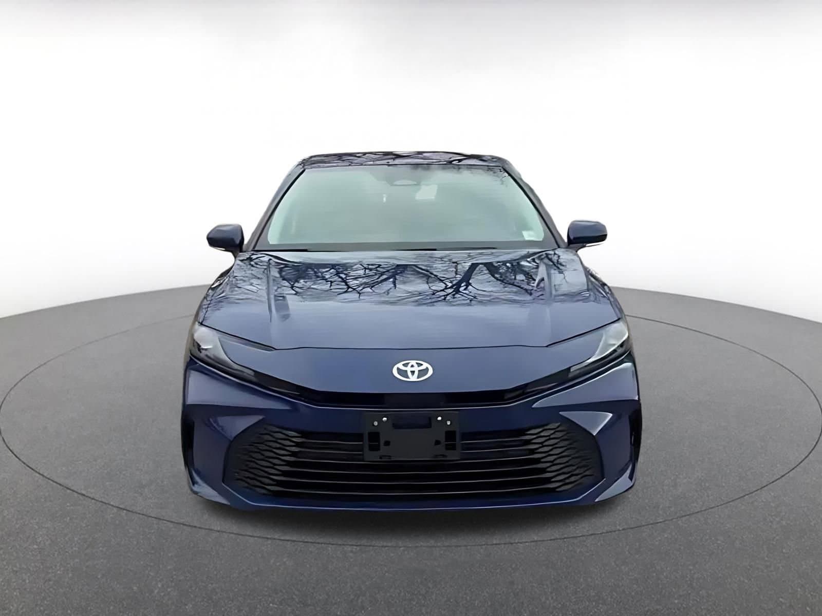 Thumbnail: 2025 Toyota Camry - 4