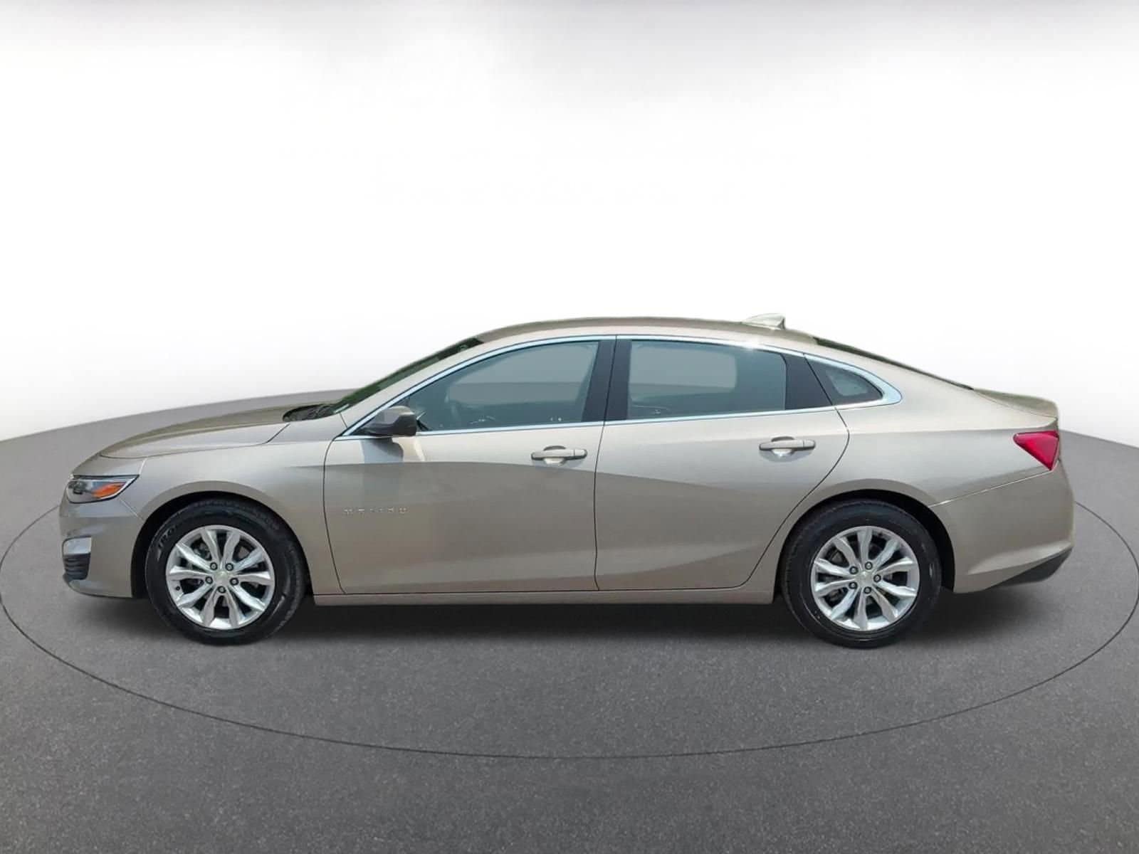 2023 Chevrolet Malibu LT 8