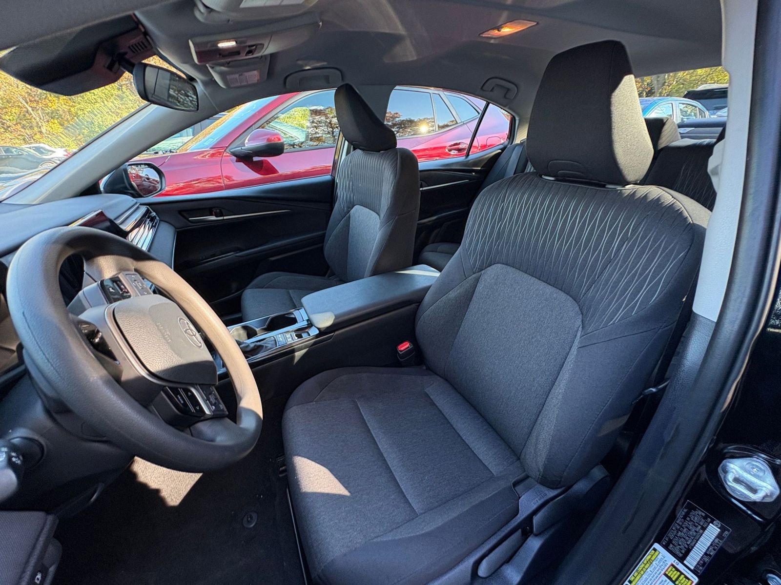 Thumbnail: 2025 Toyota Camry - 33