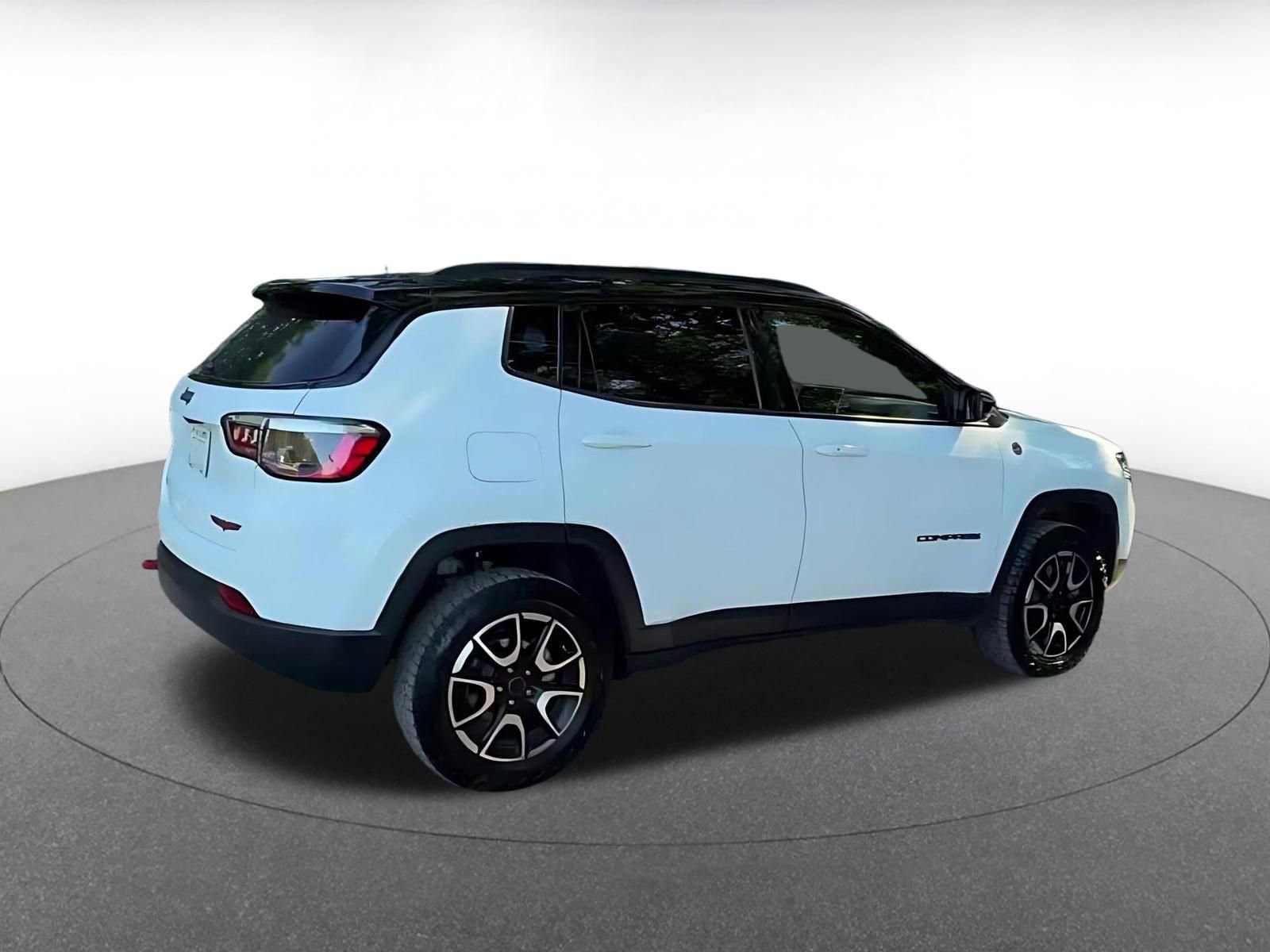 Thumbnail: 2025 Jeep Compass - 15
