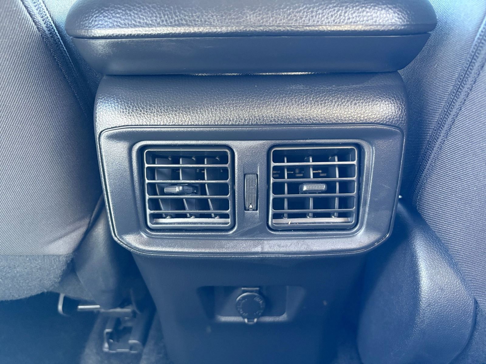 Thumbnail: 2025 Toyota RAV4 - 23