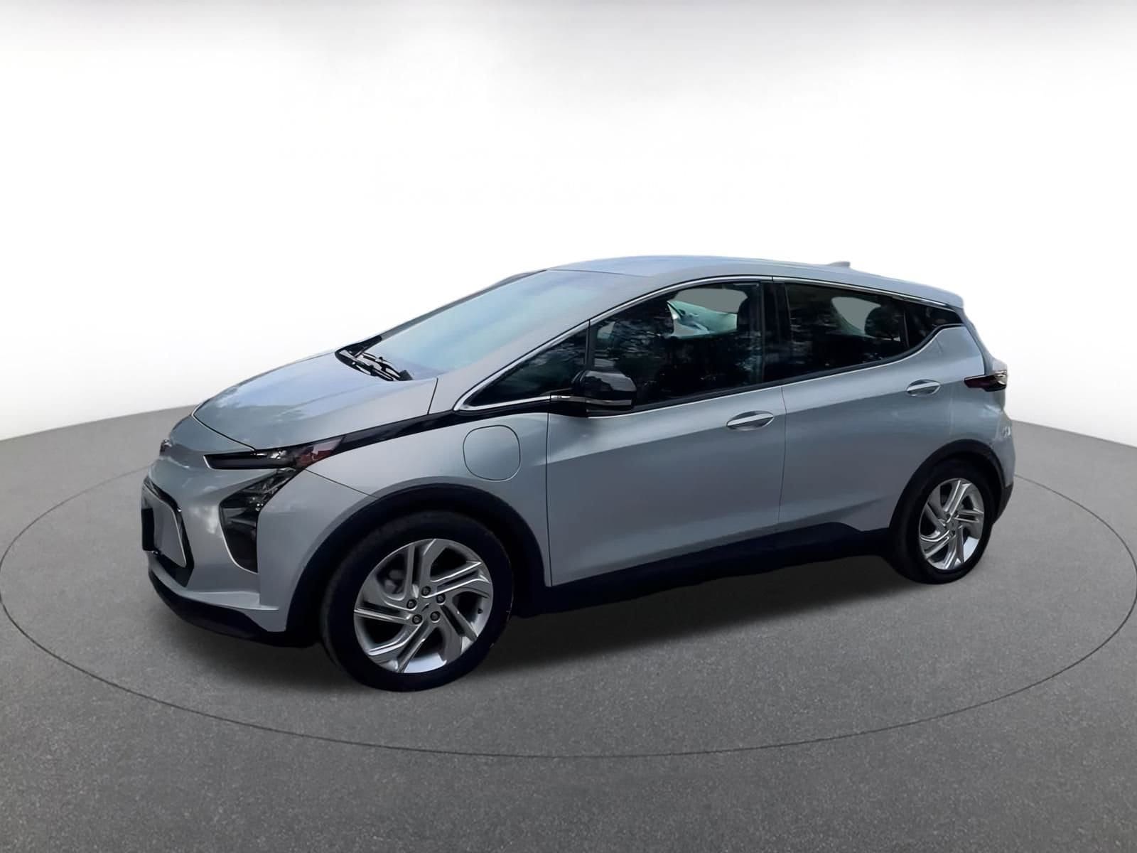 Thumbnail: 2023 Chevrolet Bolt EV - 8