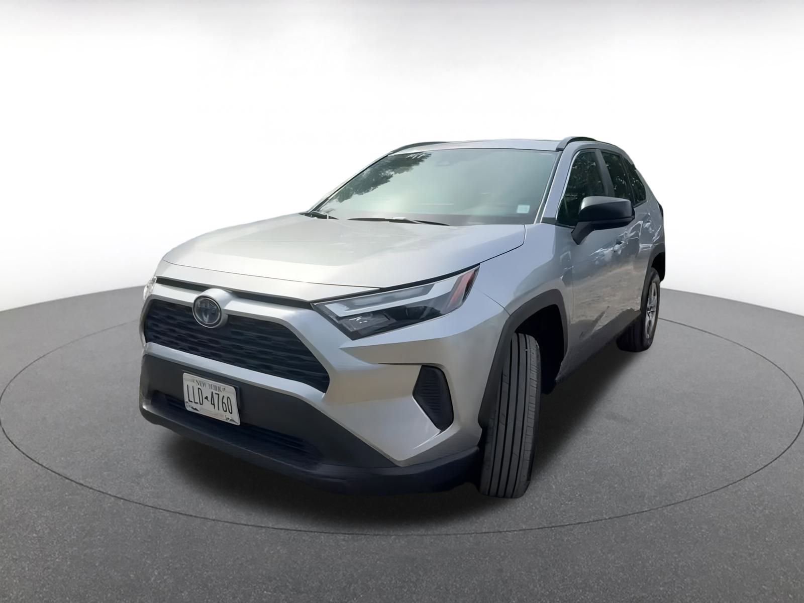Thumbnail: 2024 Toyota RAV4 - 7