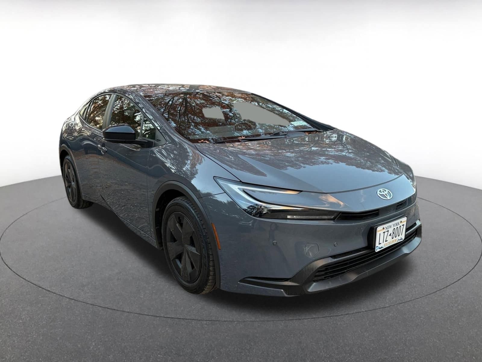 Thumbnail: 2025 Toyota Prius - 1